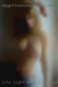 Into light BDSM fuck in Olney, IL and roleplay.