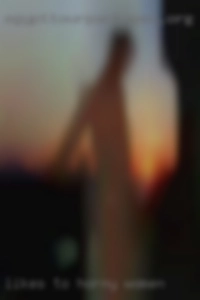 Likes to chill and has horny women no drama.